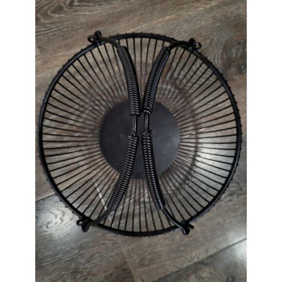 Heavy Duty Black Metal Wire Fruit Bowl with Handles - Picture 2 of 3